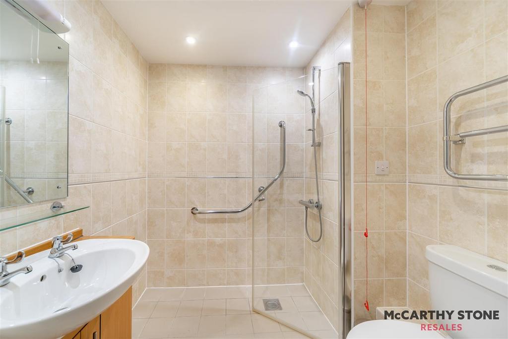 8606345-interior01.jpg