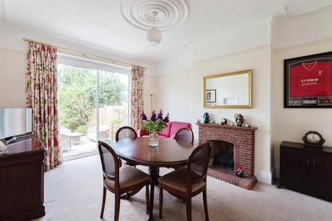 4 bedroom semi-detached house for sale, Woodcote Road, Leigh-On-Sea SS9