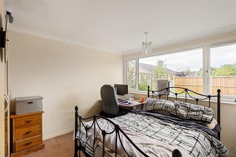 32 Beech Avenue, Bishopthorpe, York, YO23 2RJ