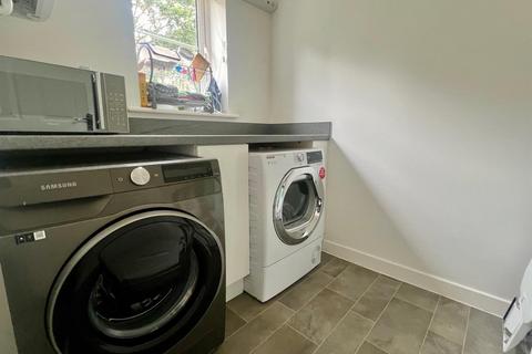 13 Boatyard Avenue, Burnham-on-crouch, CM0 8FR