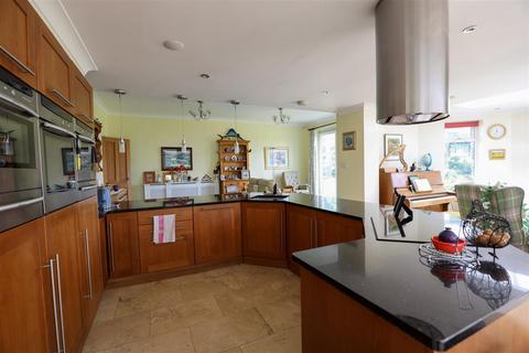 The Nook Corntown Road, Ewenny, Bridgend, CF35 5BH