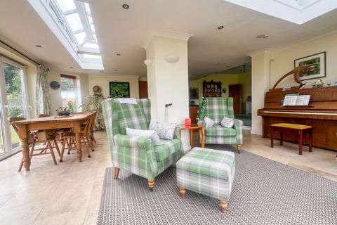 The Nook Corntown Road, Ewenny, Bridgend, CF35 5BH