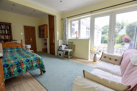The Nook Corntown Road, Ewenny, Bridgend, CF35 5BH