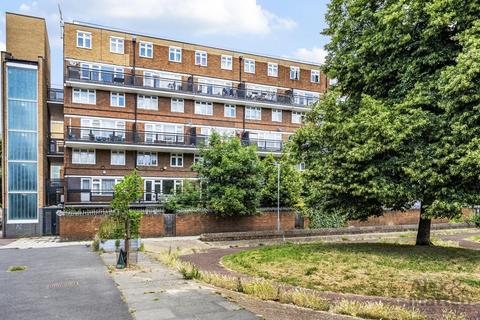 4 bedroom flat for sale, New Place Square, Bermondsey, SE16