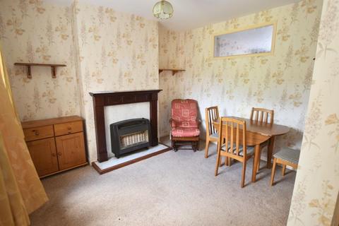 3 bedroom terraced house to rent, Lincroft Crescent, Coventry - 3 BEDROOM PROPERTY WITH DRIVEWAY