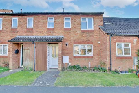 3 bedroom terraced house for sale, Granta Close, St. Ives