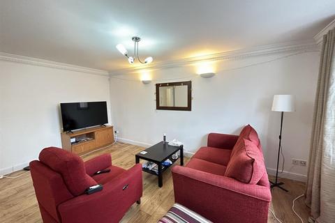 2 bedroom apartment to rent, Marlborough Drive, Darlington