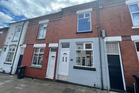 2 bedroom terraced house to rent, Warwick Street, Leicester