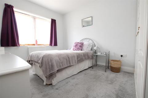 72 Consort Road, Eastleigh, SO50 4JB