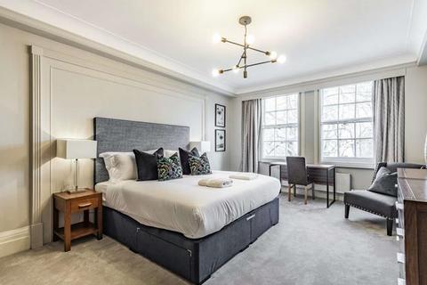 5 bedroom apartment to rent, Strathmore Court, Park Road, St Johns Wood, London, NW8