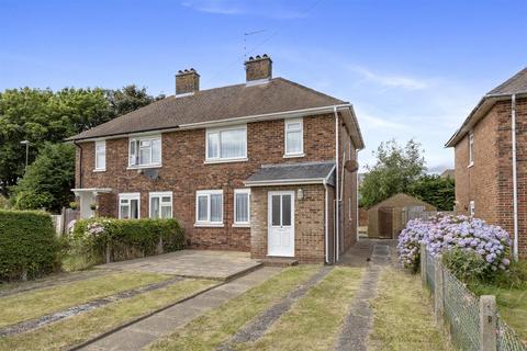 2 bedroom semi-detached house for sale, Shirley Close, Shoreham-By-Sea