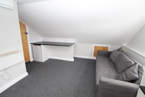 1 bedroom flat to rent, Pen-Y-Wain Road, Cardiff CF24