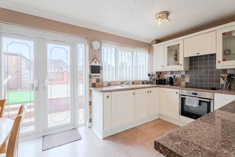 3 bedroom semi-detached house for sale, Tipton Road, Woodsetton