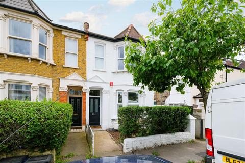 2 bedroom flat for sale, Chaucer Road, Wanstead