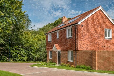 3 bedroom detached house for sale, The Gosford, Home 18 at Pearmain Place Walshes Road ,  Walshes Road, Crowborough  TN6