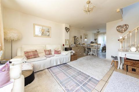 3 bedroom semi-detached house for sale, Noke Lane, St. Albans