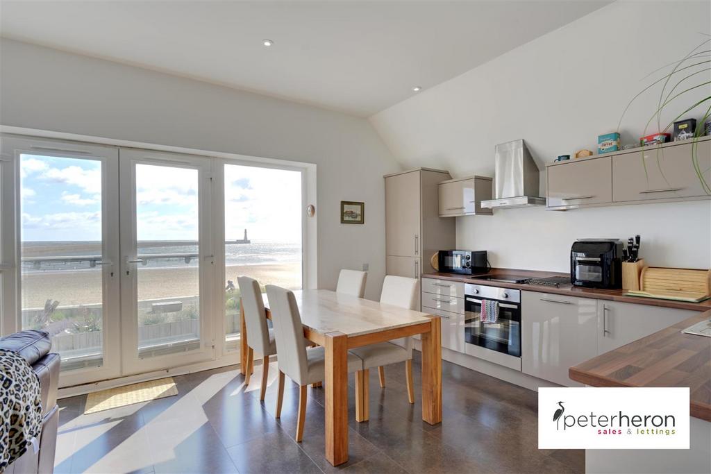Open Plan Dining Kitchen