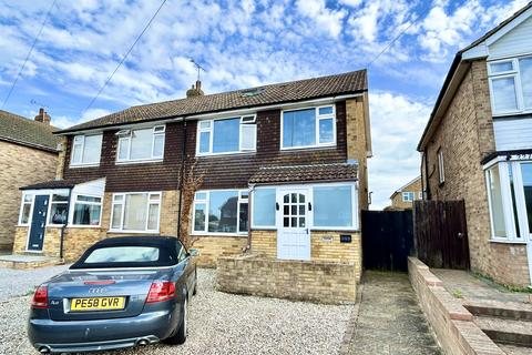 4 bedroom semi-detached house for sale, Canterbury Road, Westbrook