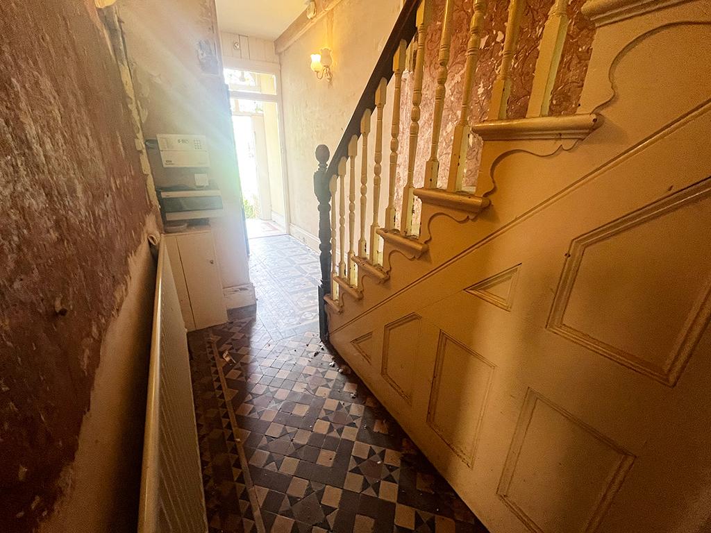 Sandwell Street, Walsall WS1 3 bed semidetached house for sale £200,000
