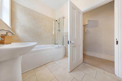 1 bedroom flat for sale, Lytton Grove, Putney, London, SW15