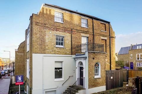 2 bedroom flat for sale, West Hill, West Hill, London, SW18