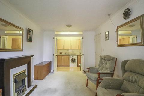 2 bedroom retirement property for sale, Birnbeck Court - Secure Retirement Block