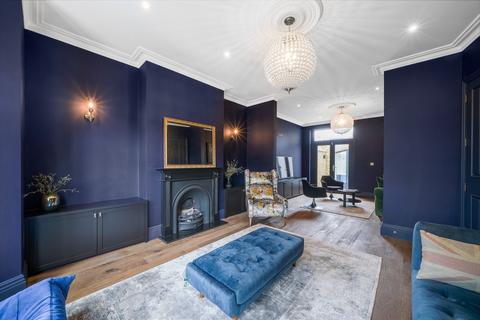 5 bedroom terraced house for sale, Wormholt Road, Shepherds Bush, W12