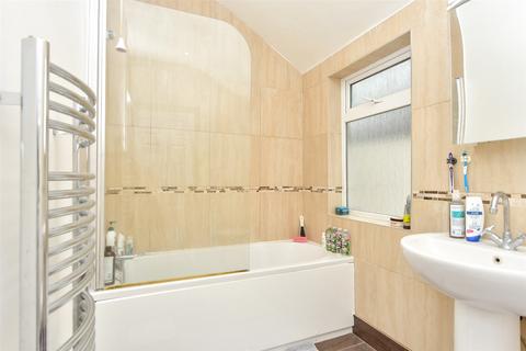 167 Balmoral Road, Gillingham, ME7 4QH