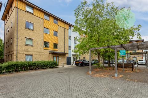 1 bedroom flat for sale, Simpson Close, Croydon, CR0