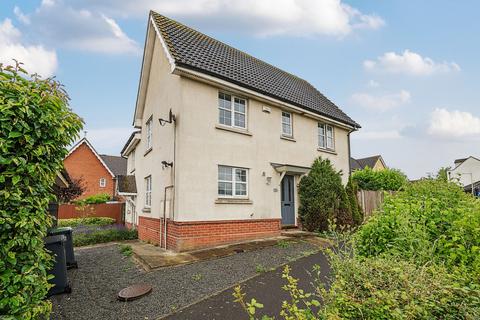 3 bedroom semi-detached house for sale, Kestrel Drive, Stowmarket, Suffolk, IP14