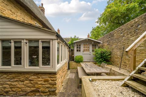 2 bedroom end of terrace house for sale, Butchers Lane, Boughton, Northampton, Northamptonshire, NN2