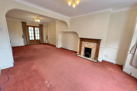15 Gregory Avenue, Blackpool, FY2 9DR
