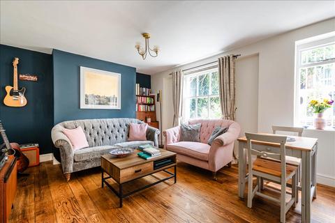 61a Tudor Road, London, E9 7SN