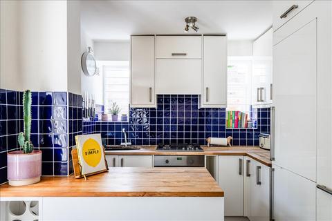 61a Tudor Road, London, E9 7SN
