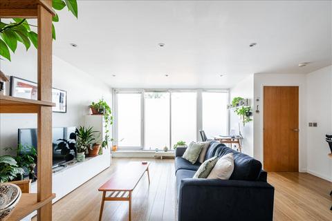 2 bedroom maisonette for sale, Bacon Street, Bethnal Green, E2