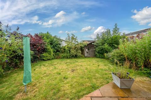 83 Dinglederry, Olney, MK46 5ET