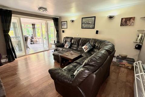 10 Beech Hurst, Birmingham, B38 8NX