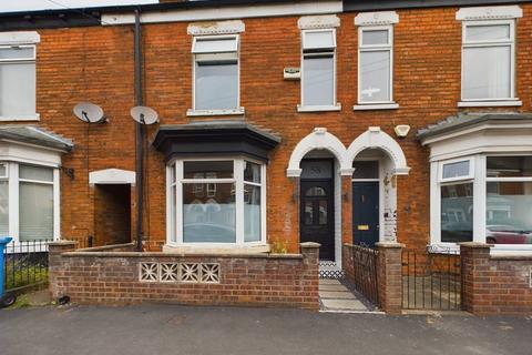 2 bedroom terraced house for sale, Thoresby Street, HU5