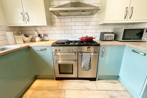 8 Bentley Close, Stone, ST15 8ZW