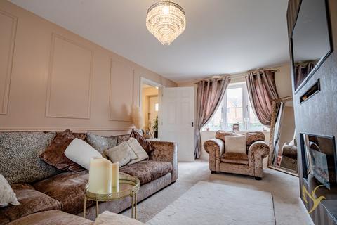57 Deane Drive, Whittington, Worcester, WR5 2SR