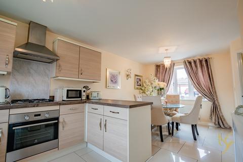 57 Deane Drive, Whittington, Worcester, WR5 2SR