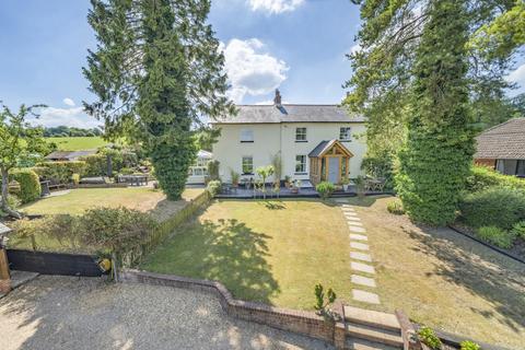 4 bedroom detached house for sale, Wilsom Road, Alton, Hampshire, GU34