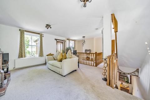 4 bedroom detached house for sale, Wilsom Road, Alton, Hampshire, GU34