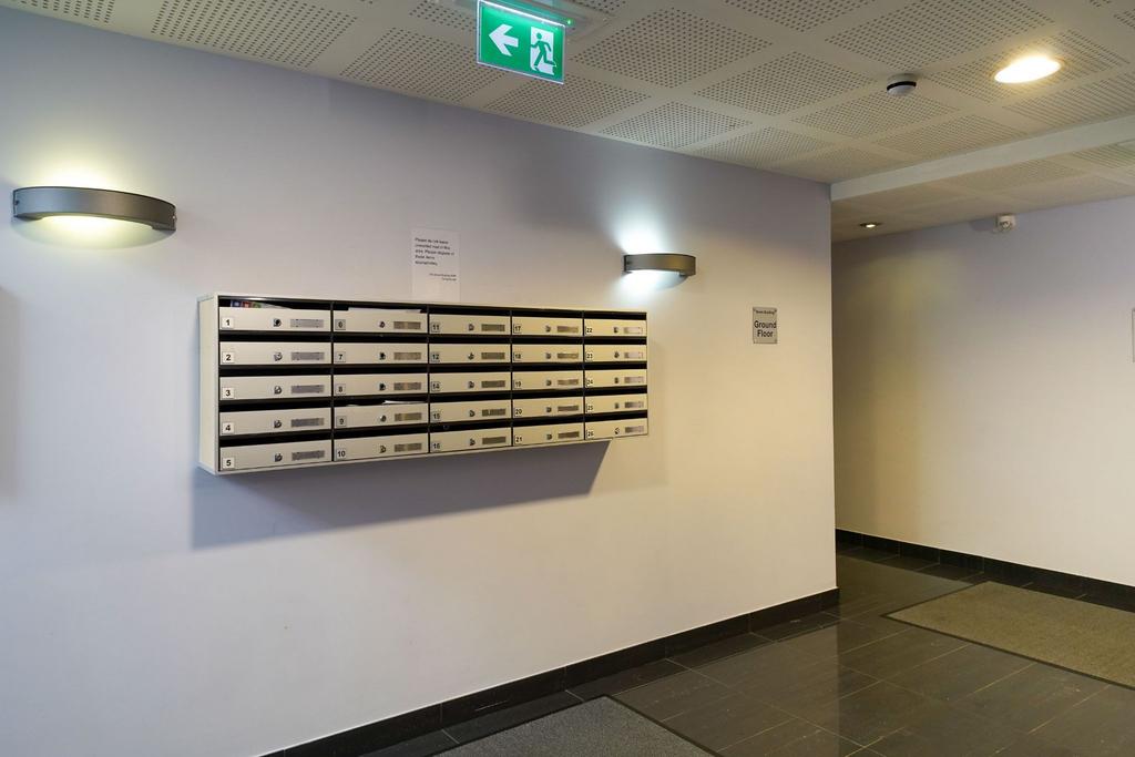 Photograph 31