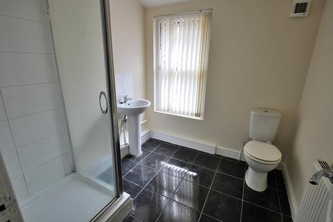 1 bedroom in a house share to rent, Bootle L20