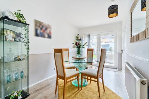 48 Margaret Close, Reading, RG2 8PU