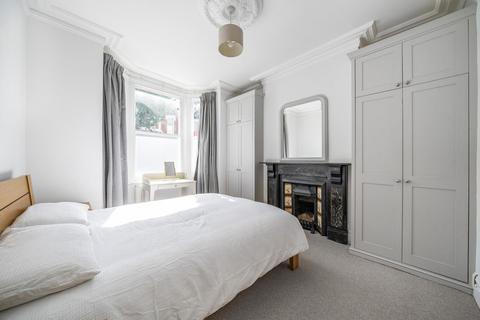 2 bedroom flat for sale, Jedburgh Street, Battersea