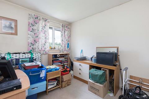 6 Cavalier Way, East Grinstead, RH19 4SE