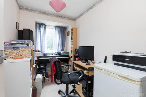 6 Cavalier Way, East Grinstead, RH19 4SE