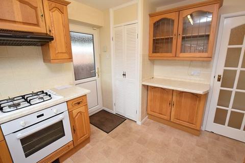 2 Maple Close, Market Drayton, TF9 1NT